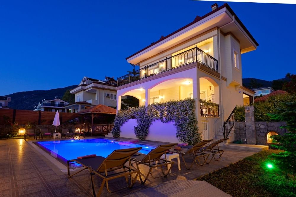 Villa Arokarya